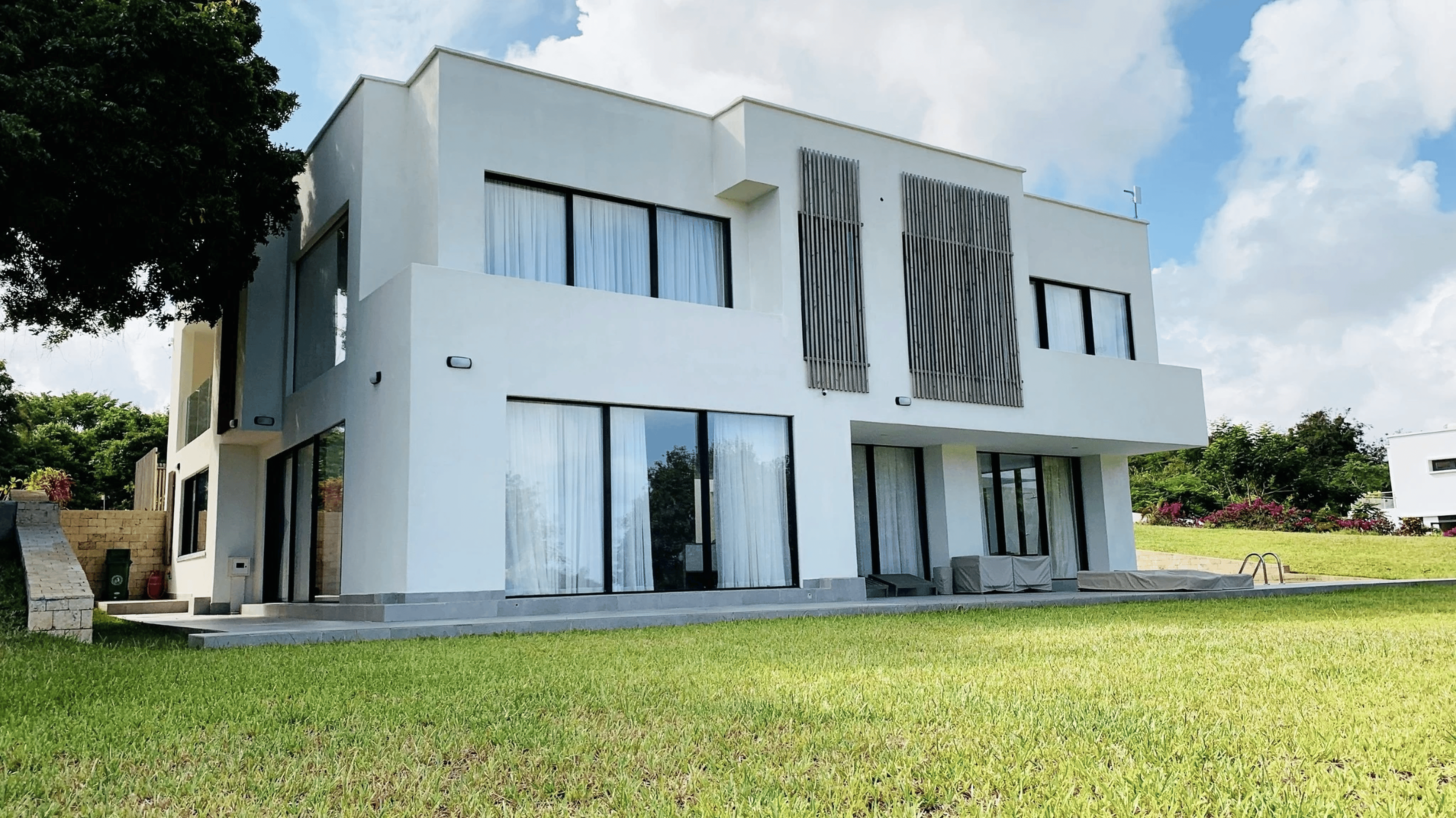 Smart Glass & Partitions