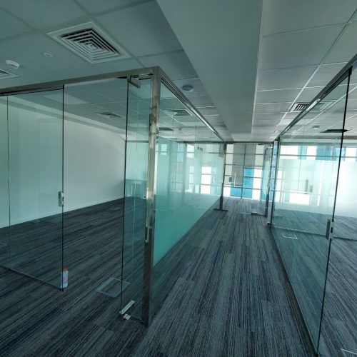 Glass Partition Contractors in Dubai